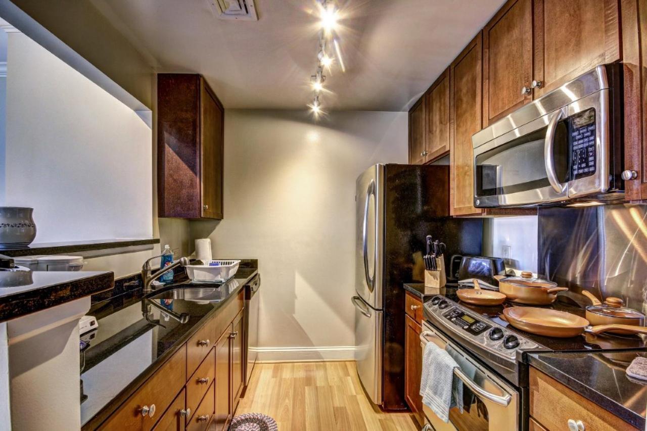 Chase Penthouse At 39 West Baltimore Inner Harbor Convention Center Free Indoor Parking One And Two Bedrooms Luaran gambar