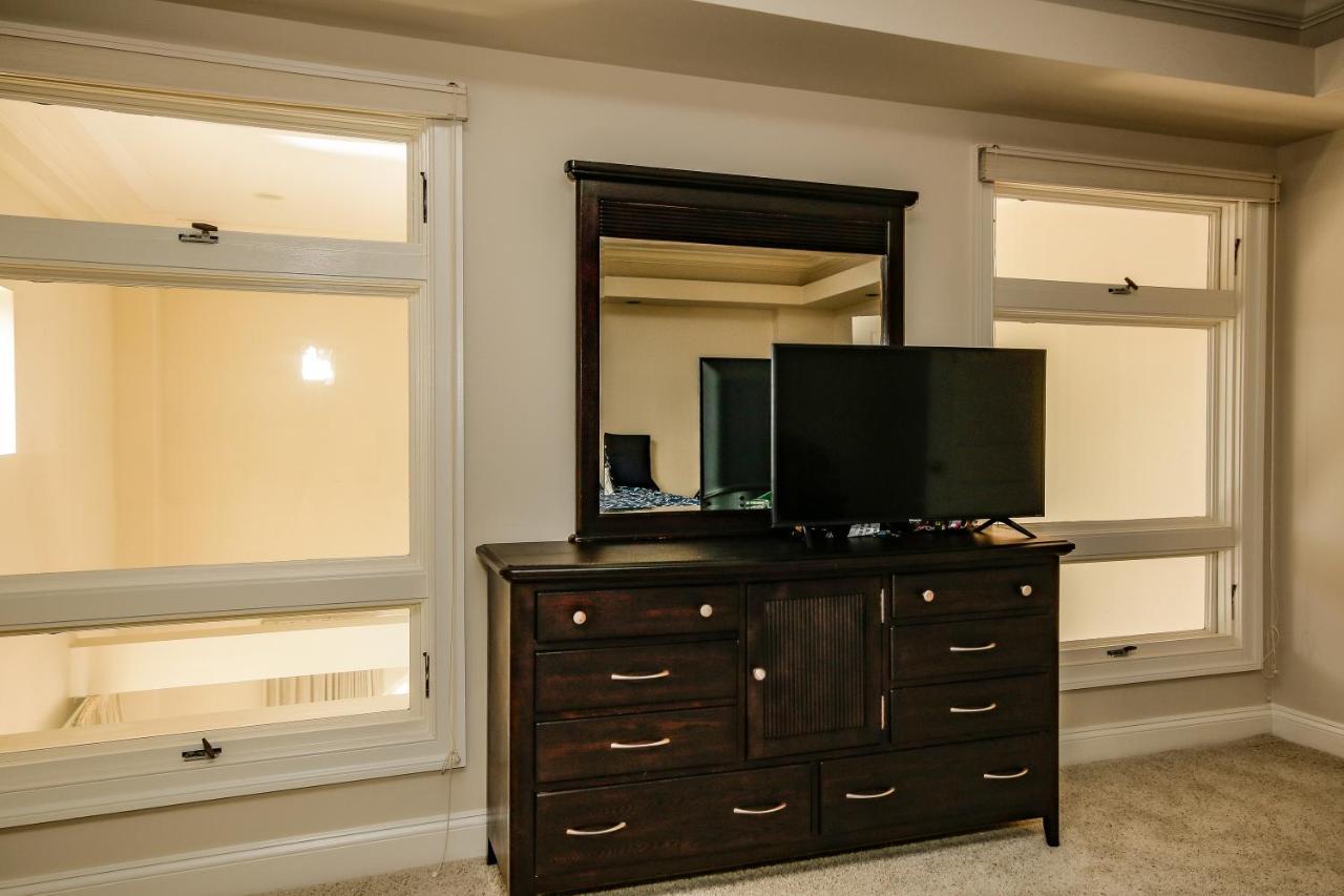Chase Penthouse At 39 West Baltimore Inner Harbor Convention Center Free Indoor Parking One And Two Bedrooms Luaran gambar